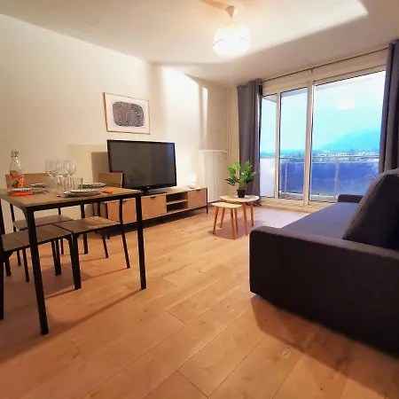La Belle Balade - Parking - Wifi - Balcon - Belle Vue ! شقة